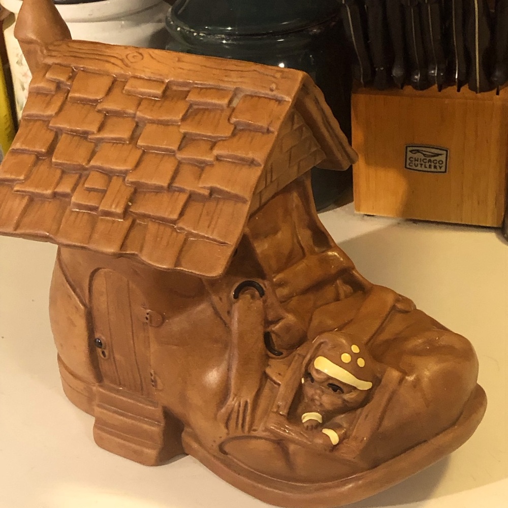 Vintage lady in the shoe cookie jar